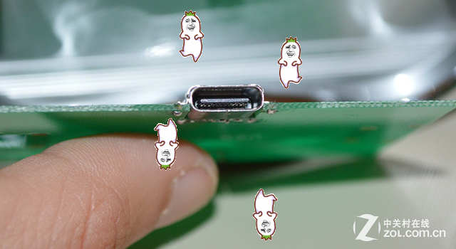 正反都可插的USB接口，这简直太爽了